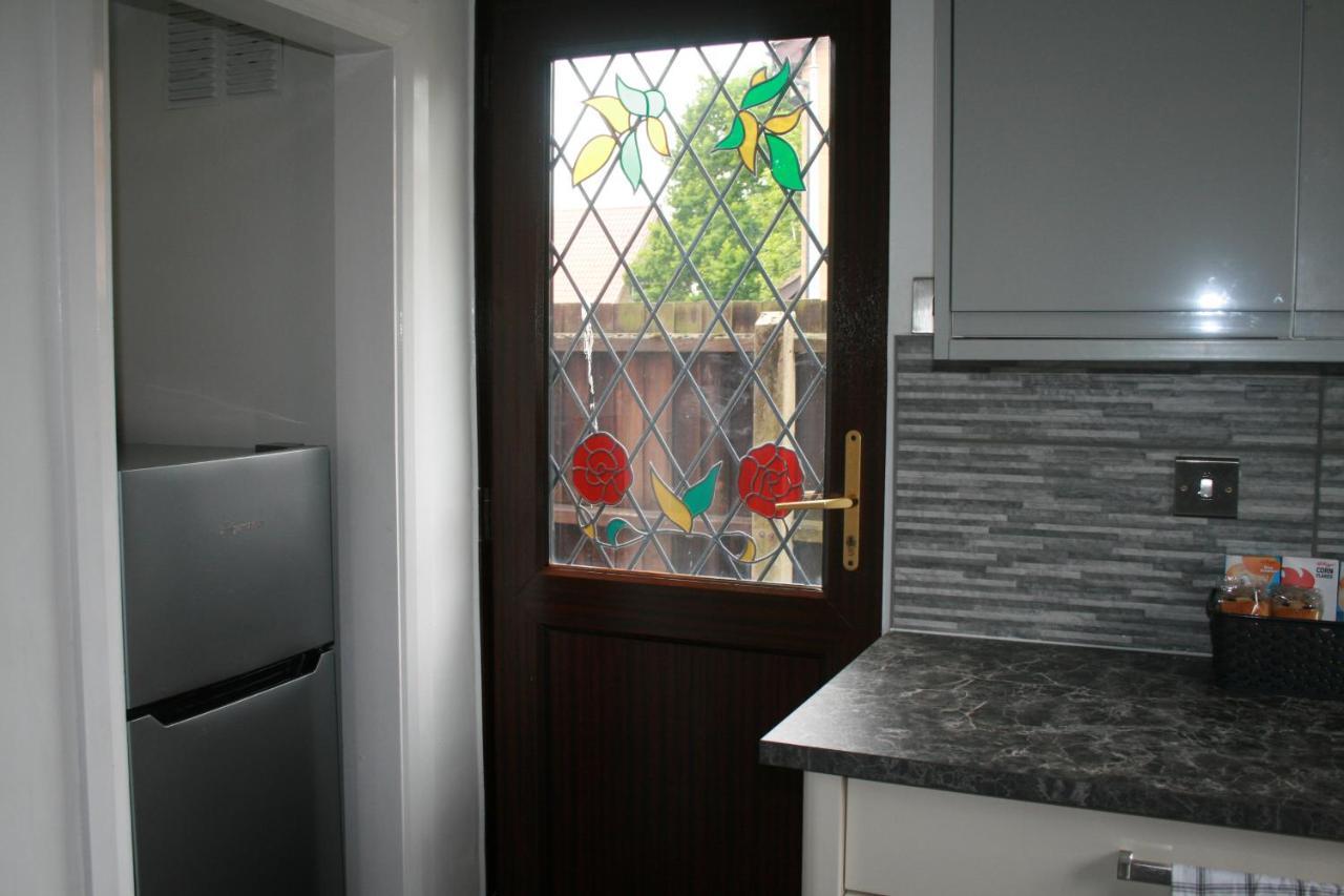 House On Cul De Sac Apartment Lakenheath Exterior foto