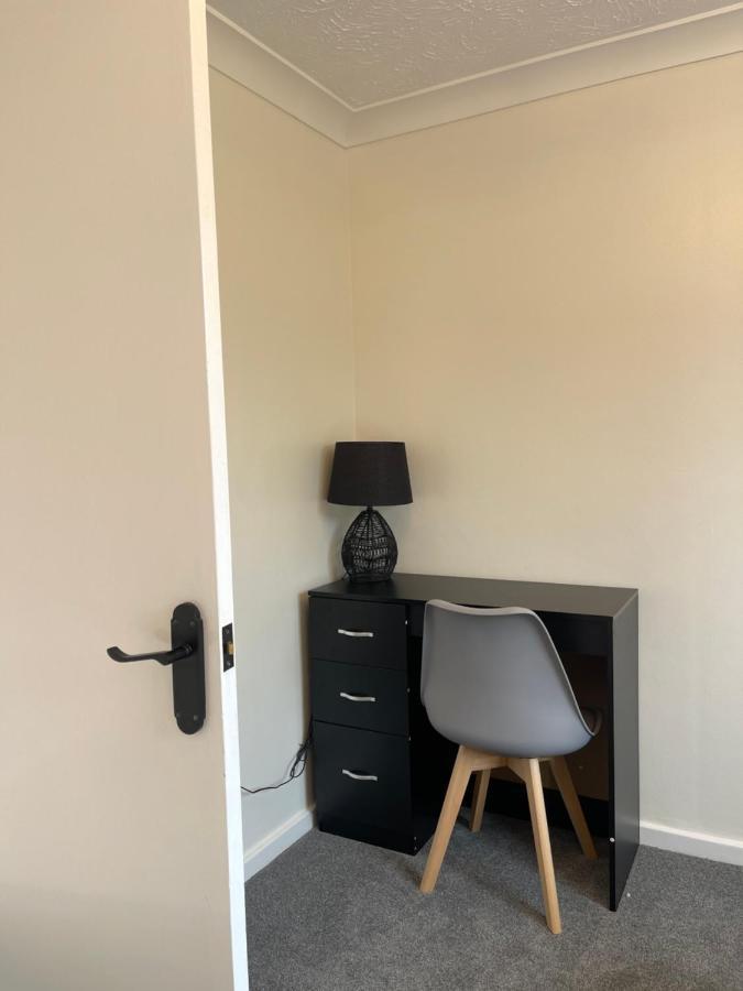 House On Cul De Sac Apartment Lakenheath Exterior foto
