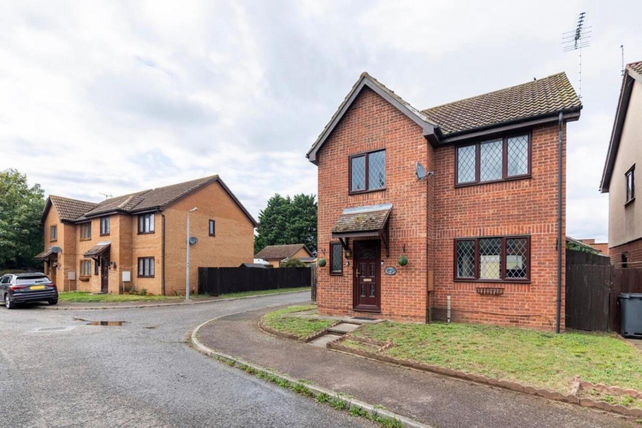 House On Cul De Sac Apartment Lakenheath Exterior foto
